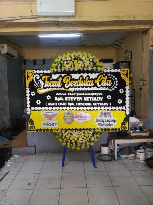 Papan Bunga di Balekambang